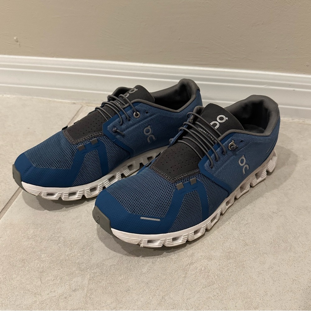 On Running Men's Blue and Gray Athletic Shoes